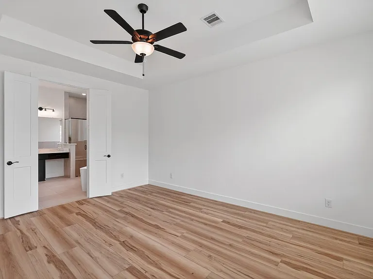 9738 Roaring River Falls Ln — Photo 18