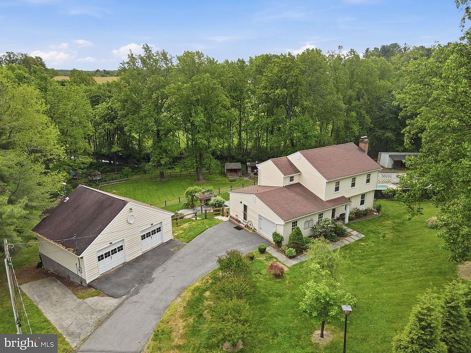 1st image of 26135 Viewland Dr