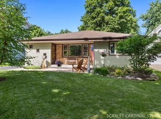 348 S Chase Ave, Lombard, IL 60148
