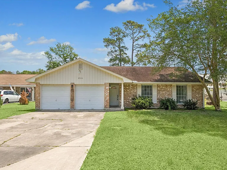 25114 Spring Ridge Dr — Photo 2