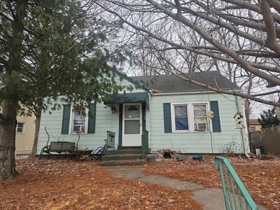 1604 E Pleasant St, Davenport, IA, 52803
