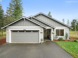 11909 SE Laughing Water Rd, Sandy, OR 97055