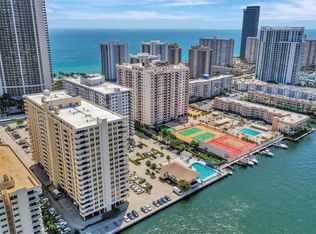 1833 S Ocean Dr APT 511, Hallandale Beach, FL 33009