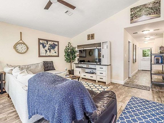 3rd image of 469 Evening Falls Dr