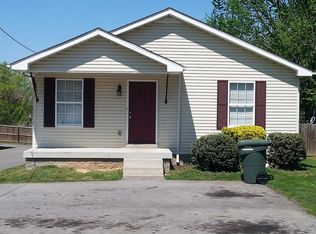 108 W Hillcrest Dr, Springfield, TN 37172