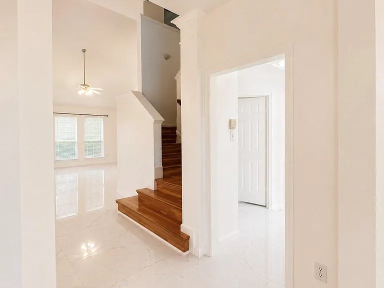 423 Blossomwood Dr — Photo 7