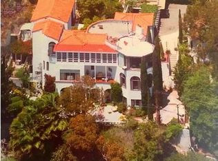 7942 Hillside Ave, Los Angeles, CA 90046