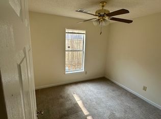 3758 Old Oak Ct, Powder Springs, GA 30127