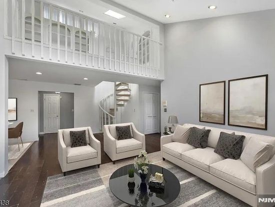 1 Domessina Ln APT F8, Caldwell, NJ 07006