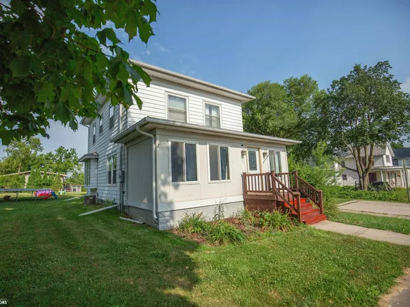 221 N Hall St, Algona, IA 50511