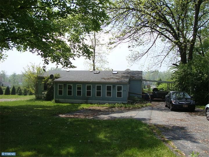 2nd image of 354 W Swartzville Rd