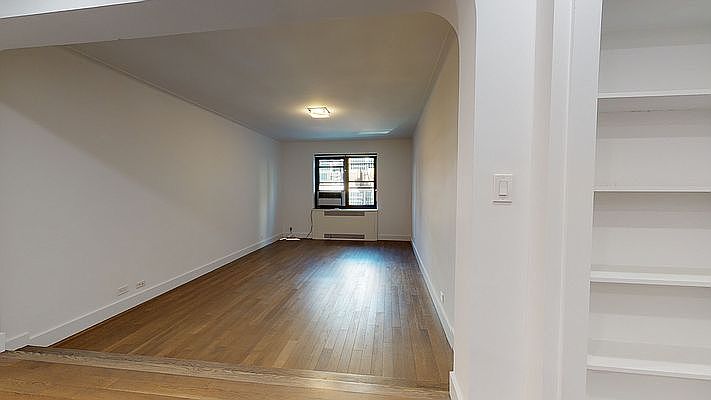 1st image of 34 W 65th St #6M