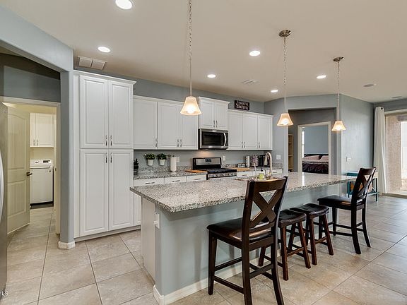 5th image of 2100 W GARLAND Drive