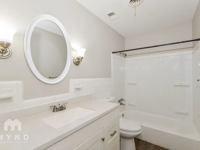 2154 Ashland Dr — Photo 17