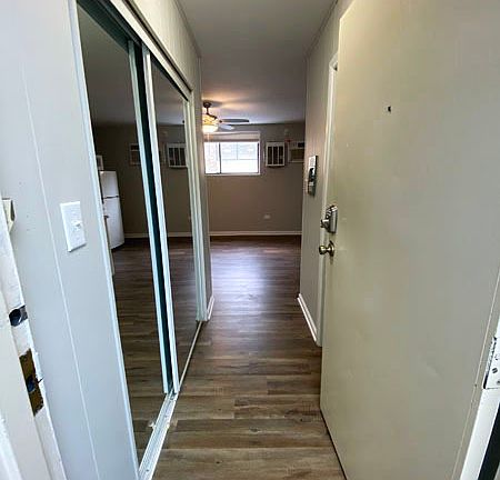 2nd image of 80 W Lane Ave APT 2J