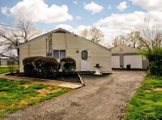 9622 El Prado St, Louisville, KY 40272