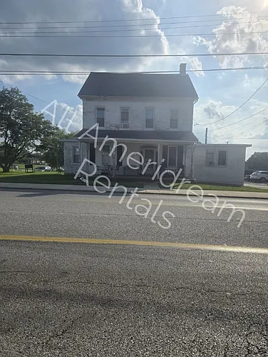 930 Carlisle St Photo 1