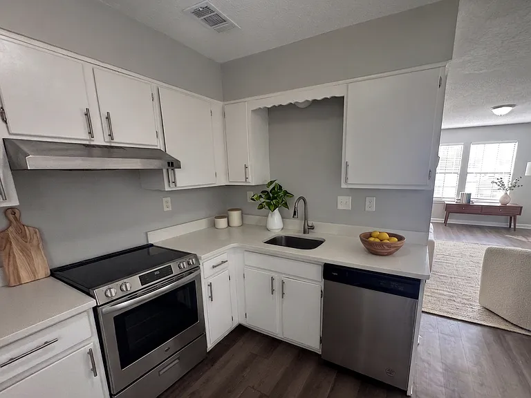 3546 Christine Rd — Photo 5