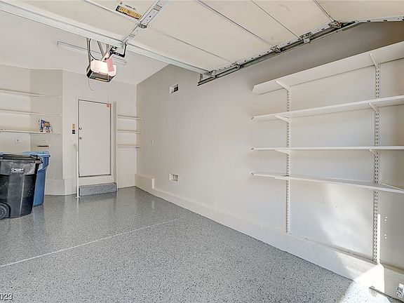 5th image of 1065 Thrill Ct Unit 101