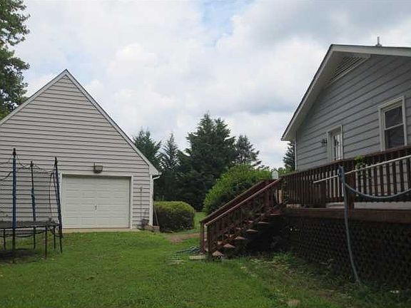 2nd image of 186 Belmont Dr