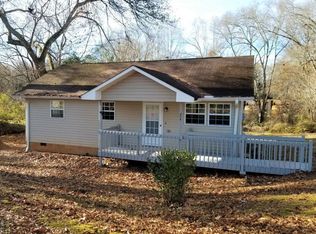 408 S Hampton St, Westminster, SC 29693