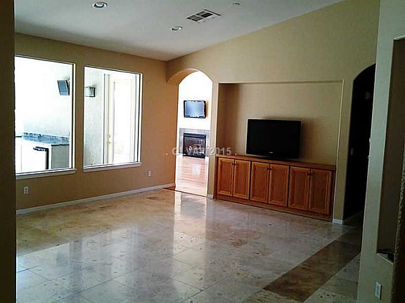 4th image of 1371 Temporale Dr