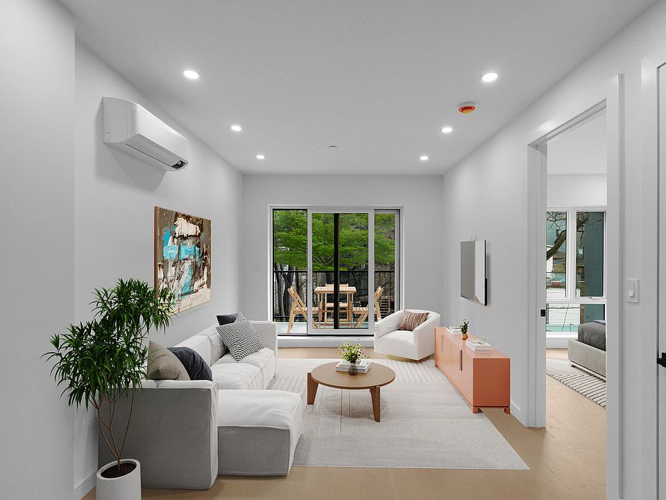 1st image of 133 Carlton Ave #3B