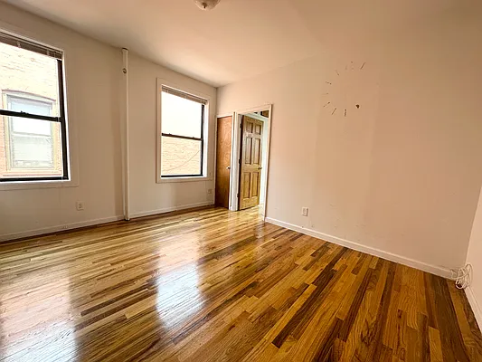 Rented by Camelot Realty Group | media 11