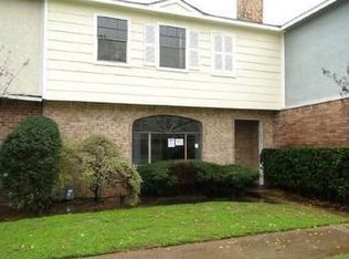 10739 Sandpiper Dr, Houston, TX 77096