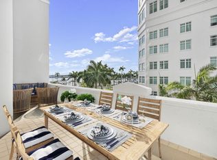 255 Evernia St APT 306, West Palm Beach, FL 33401