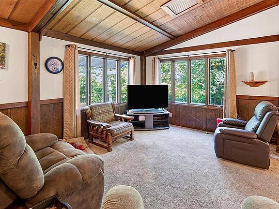 5th image of 17220 Silver Birch Drive