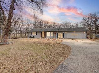 1943 Baldwin Rd, Jacksonville, IL 62650