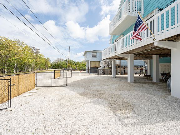 4th image of 2079 San Marco Dr