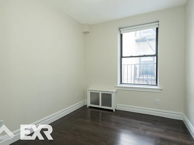 526 W 111th St #4CC — Photo 15
