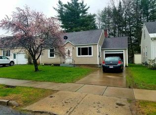 45 Wooster St, Gloversville, NY 12078