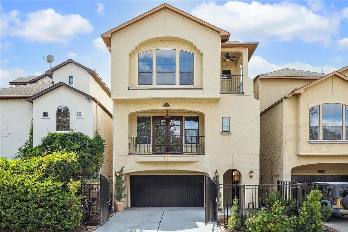 Building Photo - 3614 Lancashire Ln
