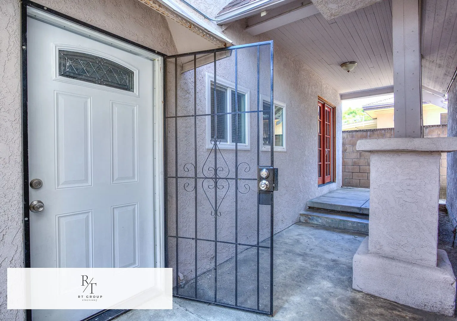 4 Bedroom | 2 Bathroom Home in Alhambra City School District — Photo 2