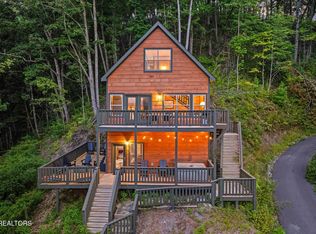 2272 Hidden Hollow Way, Sevierville, TN 37862