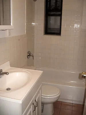 Rented by Urban Real Estate Property Group Inc | media 51