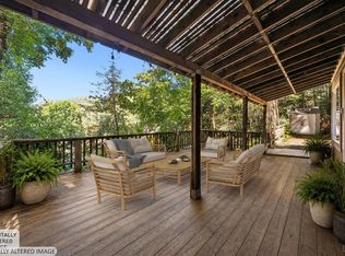 21480 Starrett Hill Dr, Monte Rio, CA 95462