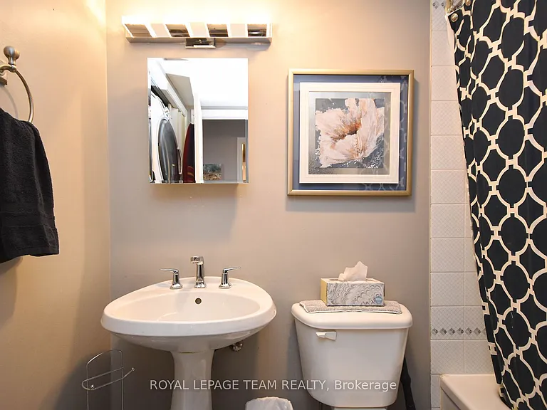 959 N River Rd #203 — Photo 13