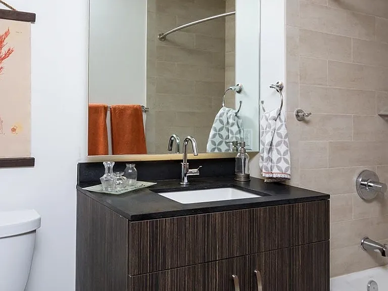Elevate your living experience at Farmers Park Apartments. Enjoy modern finishes and spacious layouts, perfect for both relaxation and functionality. Don't miss the chance to redefine your lifestyleschedule a tour today!