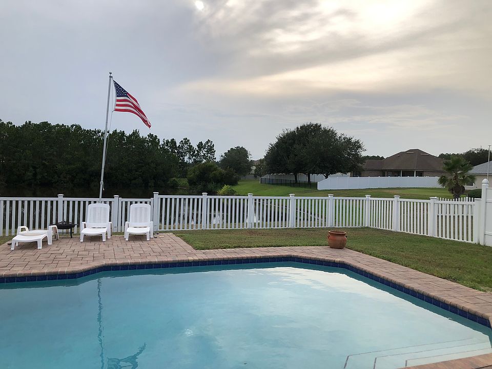 1st image of 2426 Bentshire Dr