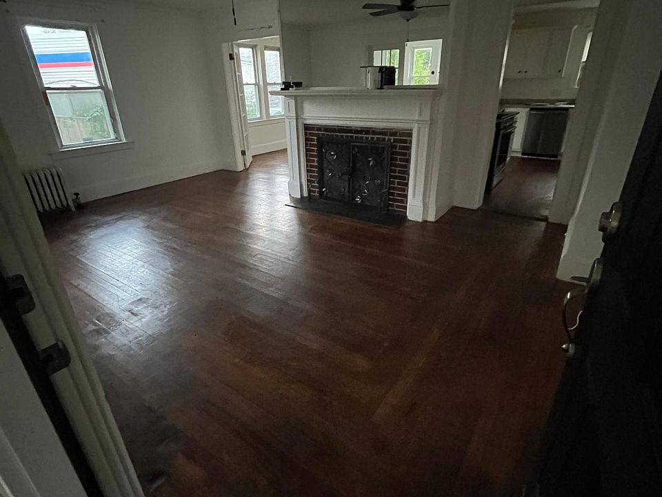 164 Wentworth Ave, Cranston, RI 02905 Zillow