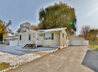 109 Marquette Rd, Machesney Park, IL 61115