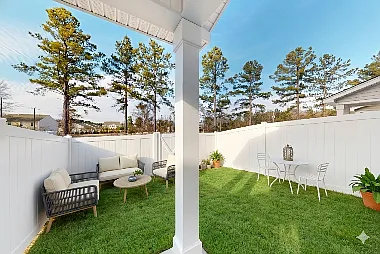 1319 A Crosshill — Photo 3