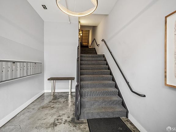 2nd image of 1960 Hayes Street #7