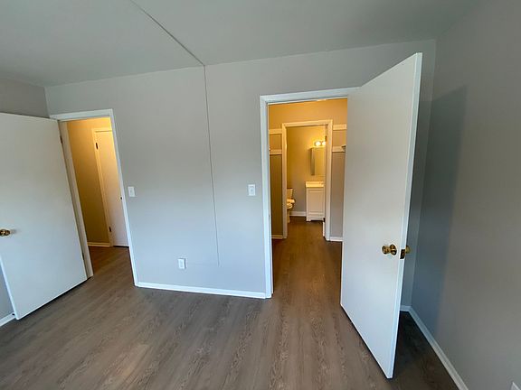 3rd image of 2100-2210 W College Ave #2114-08