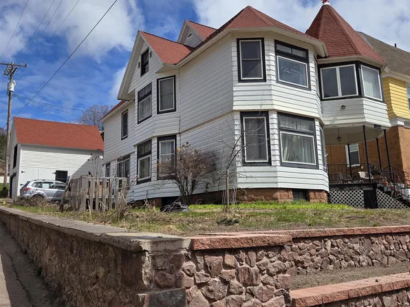 202 E Harris Ave #2, Hancock, MI 49930