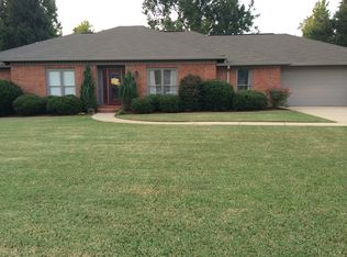 1914 Brandonwood Rd, Tuscaloosa, AL 35406